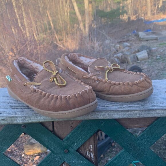 🔥 5/20🔥 Norty Suede Leather Faux Fur Lined slippers Sz 2Y Unisex - Picture 1 of 8